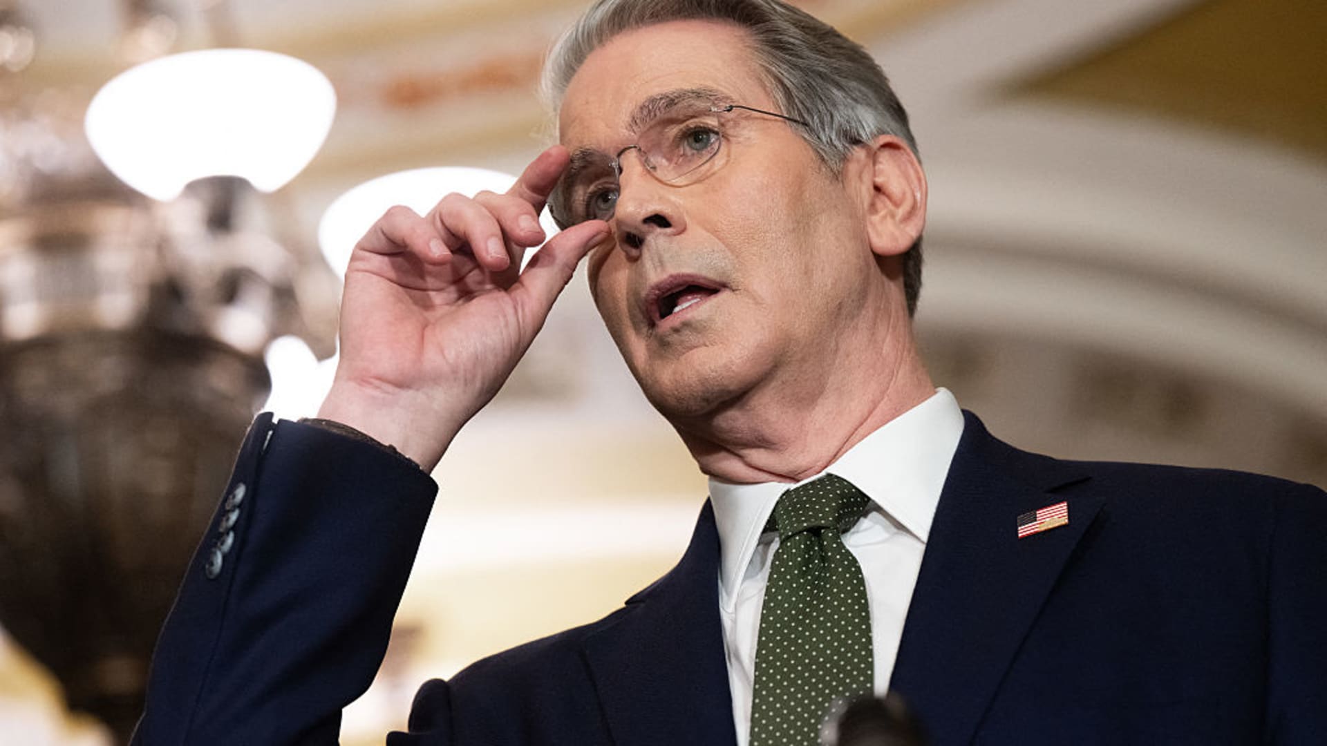 Bessent defends Fed independence while Trump destroys it